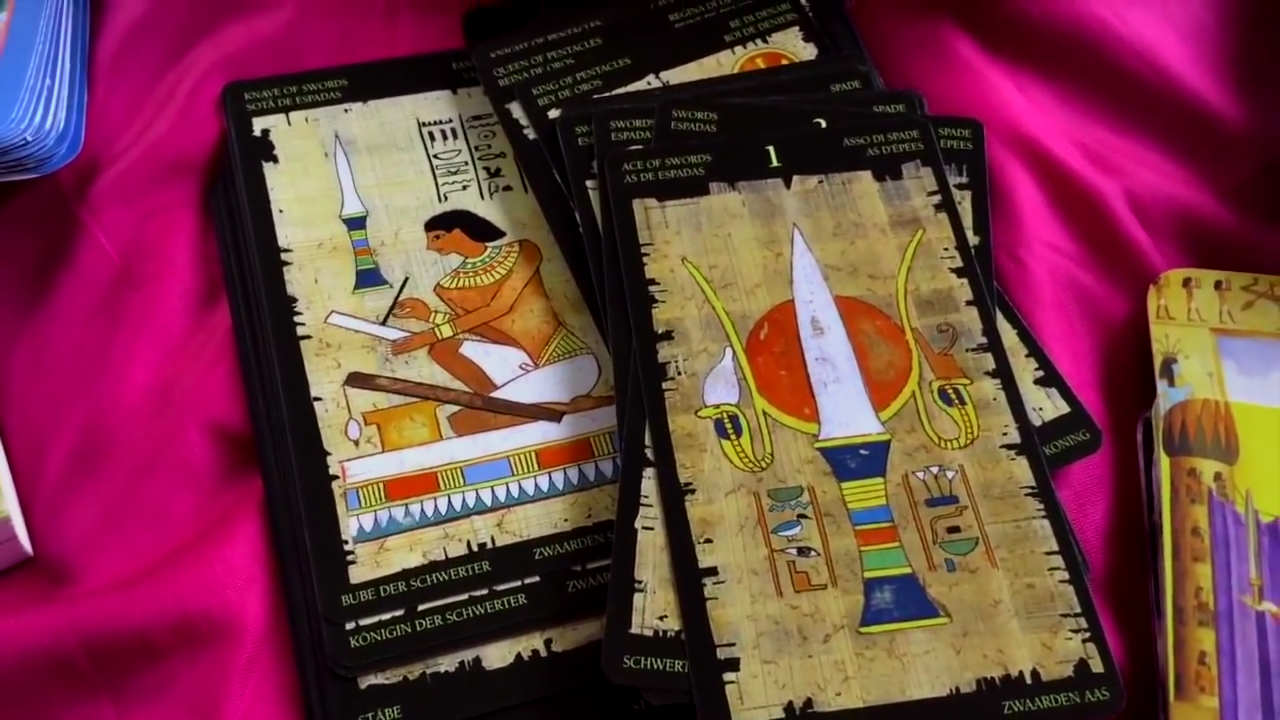 D'autres cartes typiques du tarot égyptien